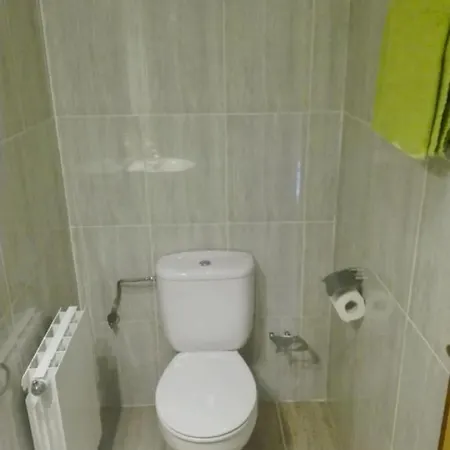House. Casa Con Piscina Privada 카라펠
