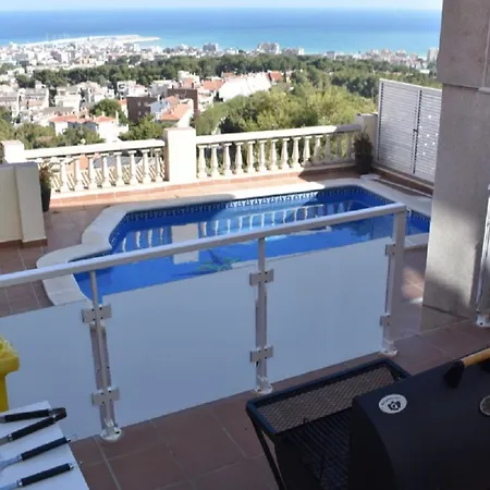House. Casa Con Piscina Privada * 카라펠