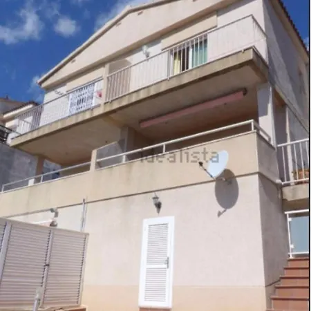 House. Casa Con Piscina Privada 펜션 카라펠